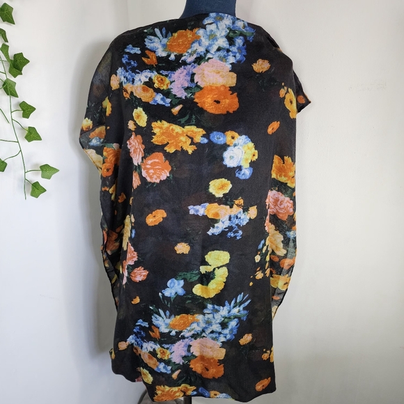 Wide Black and Floral Infinity Scarf NWT - Picture 4 of 4